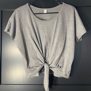 4/$16 Under Armour Top